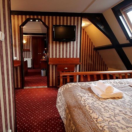 Amsterdam Village Hotel Экстерьер фото