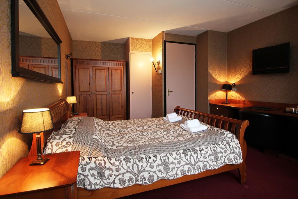 Amsterdam Village Hotel Экстерьер фото