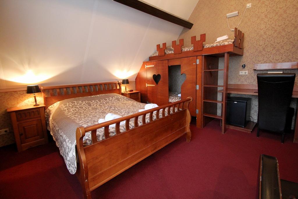Amsterdam Village Hotel Экстерьер фото