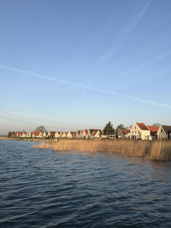Amsterdam Village Hotel Экстерьер фото